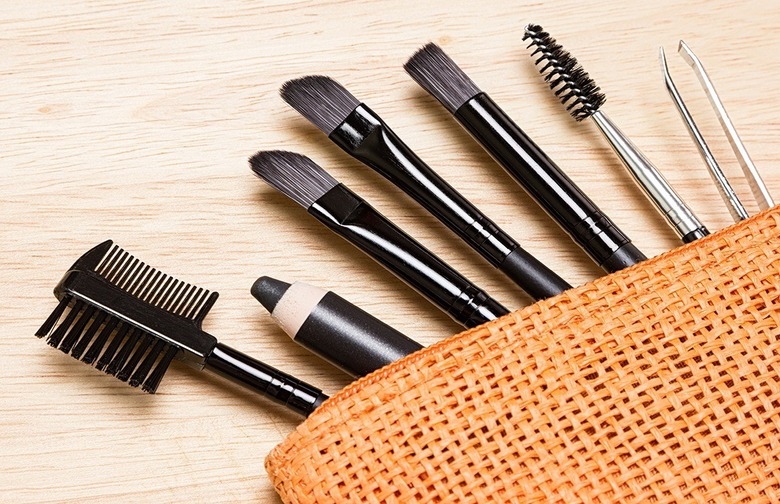 Tweezers
