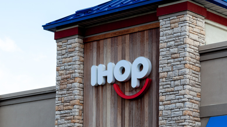 IHOP restaurant sign