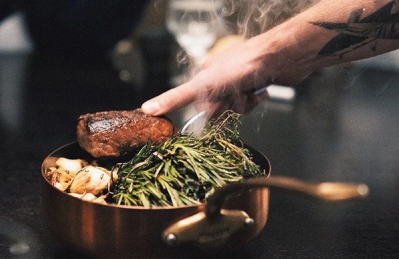 #1 Alinea (Chicago, Illinois)