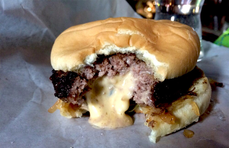 Minnesota: Matt's Bar (Minneapolis)