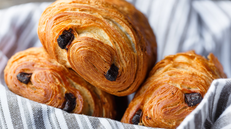 pain au chocolate trio in basket